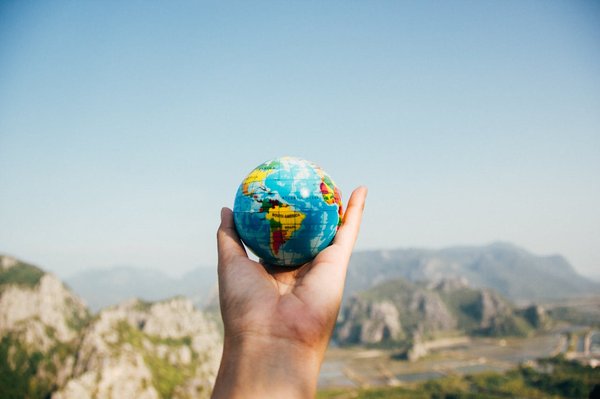 Frugalité en voyage : comment explorer le monde à petit budget